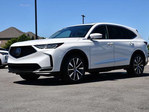 Certified 2026 Acura MDX FWD w/ Technology Package image 3