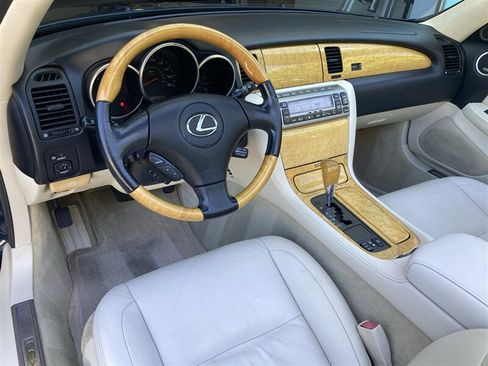 Used 2003 Lexus SC 430 Convertible RWD image 18