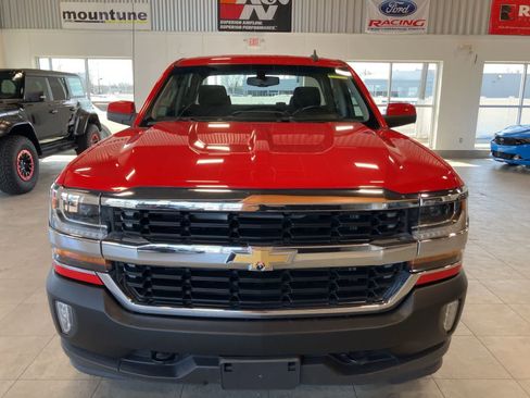 Used 2017 Chevrolet Silverado 1500 LT w/ All Star Edition image 2