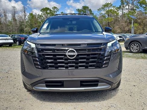 New 2026 Nissan Pathfinder Platinum image 3