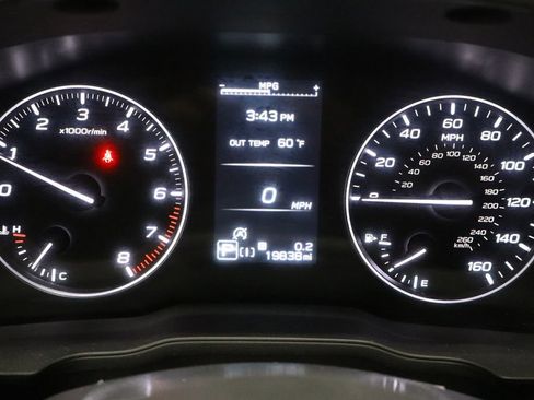 Used 2024 Subaru Crosstrek 2.0i Premium image 28