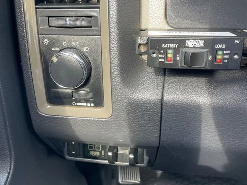 Used 2011 RAM 4500 ST Cab & Chassis 2D w/ ST Decor Group image 25