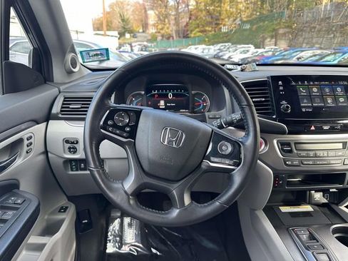 Certified 2021 Honda Pilot Special Edition image 11