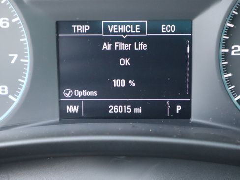 Used 2022 Chevrolet Equinox LS FWD image 24