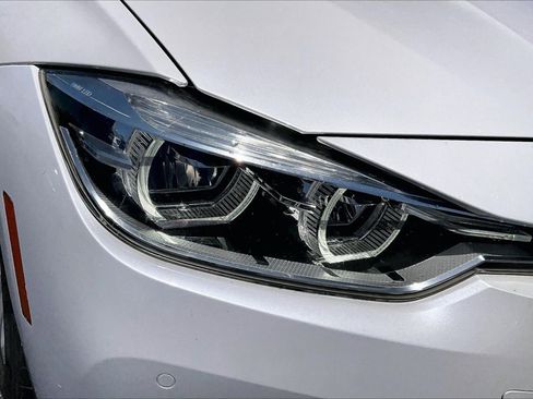 Used 2016 BMW 328i Sedan RWD image 29