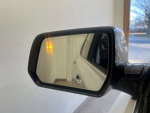 Used 2018 Chevrolet Traverse Premier image 60