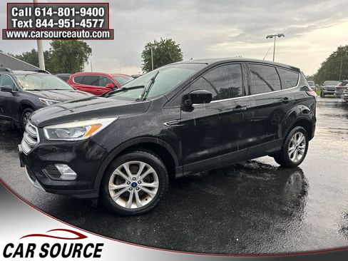 Used 2017 Ford Escape SE AWD/4WD image 3