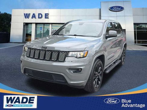 Used 2021 Jeep Grand Cherokee Laredo X RWD image 1