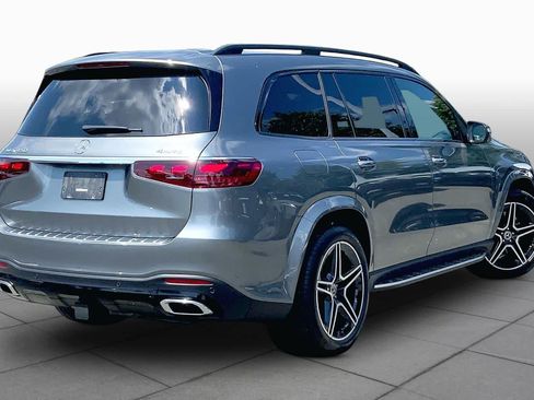 Used 2025 Mercedes-Benz GLS 450 4MATIC image 13