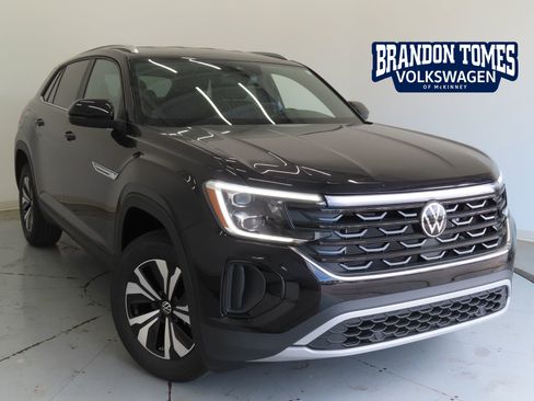 New 2026 Volkswagen Atlas Cross Sport SE image 1