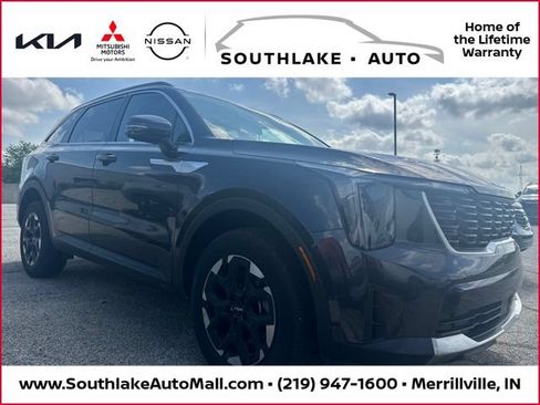 Certified 2026 Kia Sorento S w/ S Panoramic Sunroof Package AWD/4WD image 1