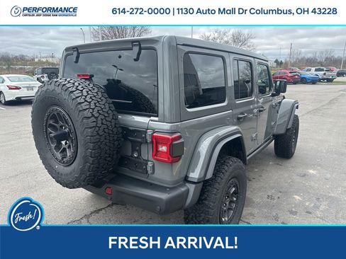 Used 2022 Jeep Wrangler Unlimited Rubicon w/ Xtreme Recon 35" Tire Package image 4