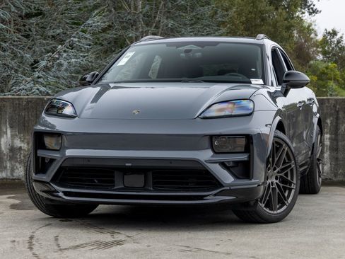 New 2025 Porsche Macan Turbo Electric AWD/4WD image 1