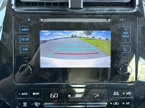 Used 2019 Toyota Prius LE AWD/4WD image 28