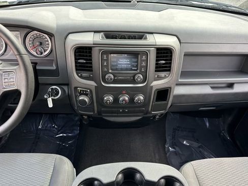 Used 2018 RAM 1500 Express image 16