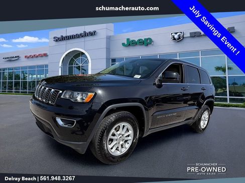Used 2019 Jeep Grand Cherokee Laredo AWD/4WD image 3