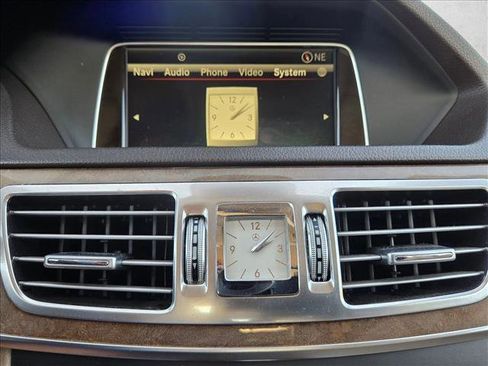 Used 2014 Mercedes-Benz E 350 Sedan image 11