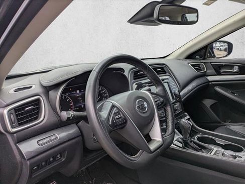 Used 2022 Nissan Maxima Platinum w/ Sport Mat Group image 9