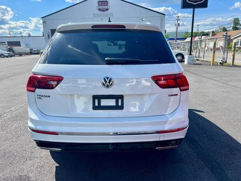Used 2019 Volkswagen Tiguan SEL R-Line AWD/4WD image 5