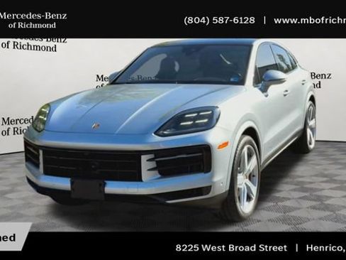 Used 2024 Porsche Cayenne S AWD/4WD image 6