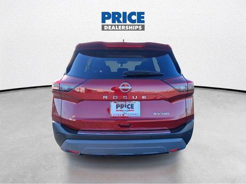 Used 2023 Nissan Rogue SV image 6