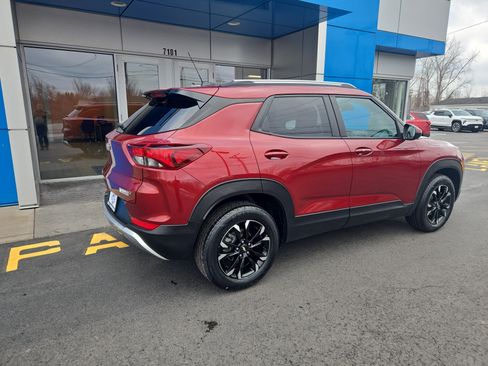 Used 2023 Chevrolet TrailBlazer LT w/ Convenience Package image 12