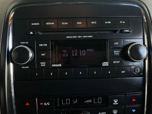 Used 2013 Dodge Durango SXT AWD/4WD image 37