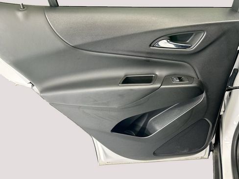 Used 2024 Chevrolet Equinox LT AWD/4WD image 24