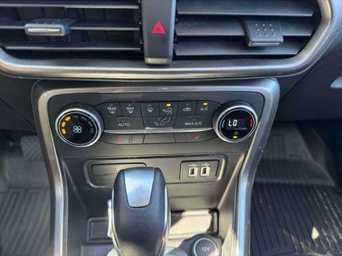 Used 2022 Ford EcoSport SE w/ Interior Protection Package AWD/4WD image 32