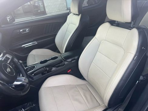 Used 2016 Ford Mustang GT Premium w/ Equipment Group 401A image 18