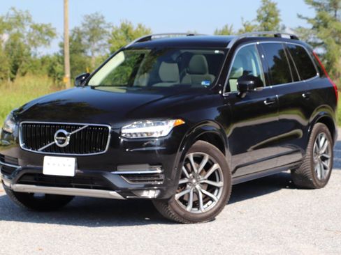 Used 2019 Volvo XC90 T6 Momentum w/ Advanced Package AWD/4WD image 40