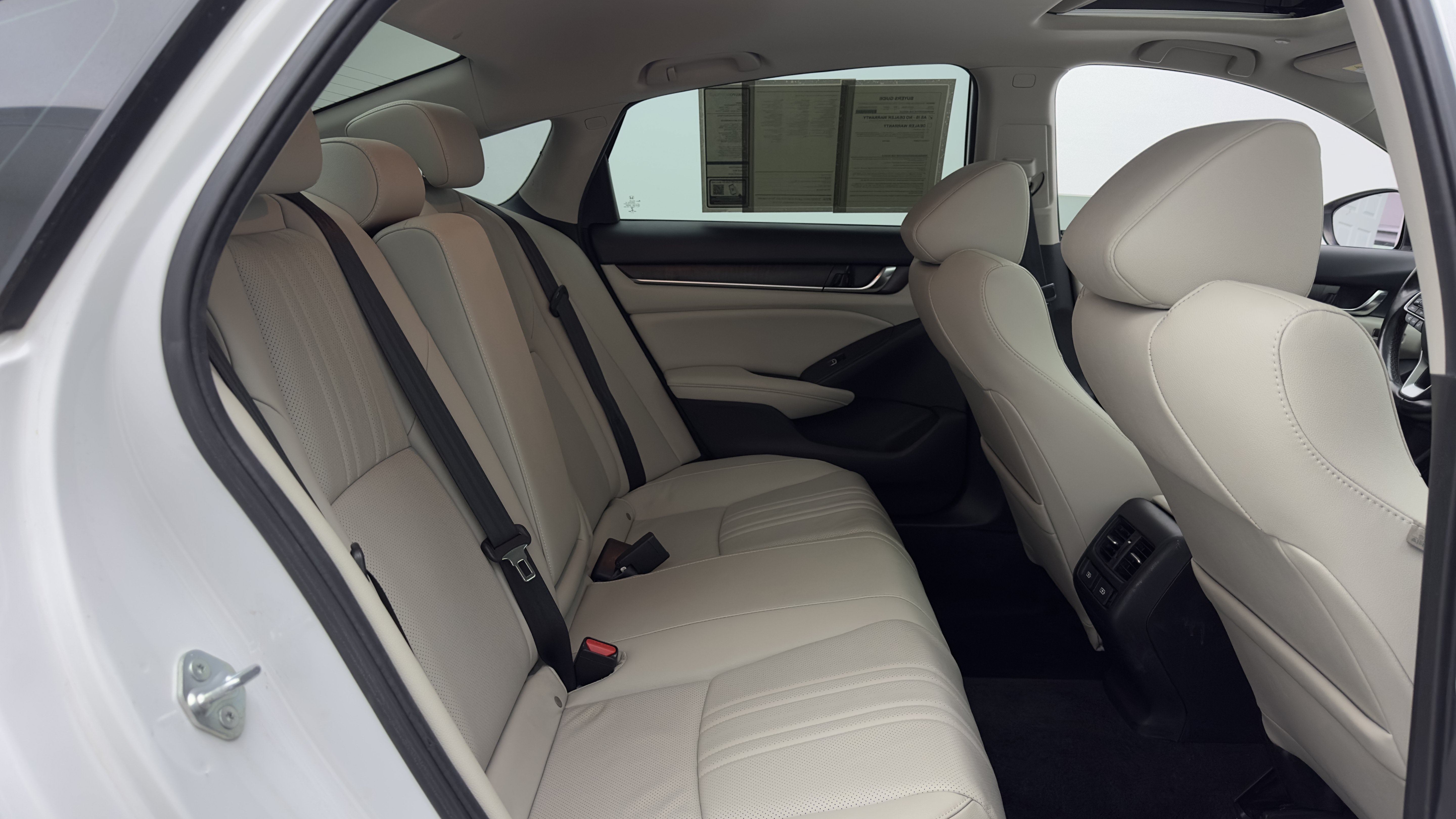 Used 2022 Honda Accord EX-L image 30