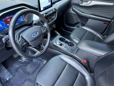 Used 2021 Ford Escape SEL w/ Technology Package FWD image 10