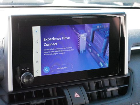 Certified 2025 Toyota RAV4 LE image 22