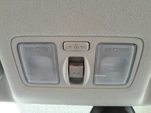 Used 2022 Hyundai Venue SEL FWD image 44