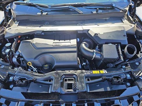 Used 2025 Land Rover Discovery Sport Dynamic SE image 30