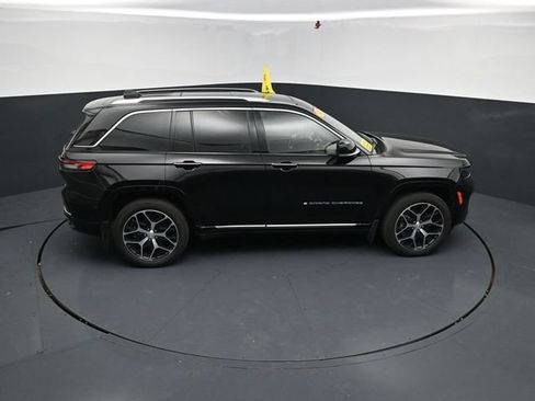 Used 2022 Jeep Grand Cherokee Summit AWD/4WD image 65