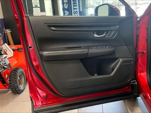Used 2023 Honda CR-V EX image 9