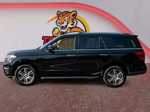 Used 2024 Ford Expedition Limited RWD image 9