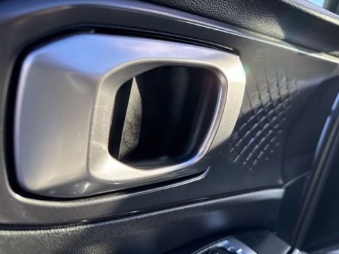 Used 2023 Kia Sorento LX image 20