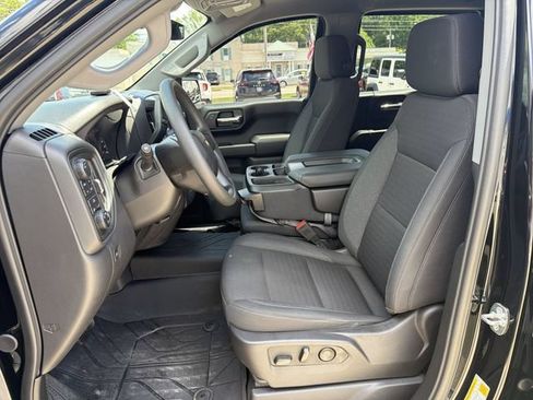 Used 2024 Chevrolet Silverado 1500 Custom w/ Turbomax Blackout Package AWD/4WD image 13