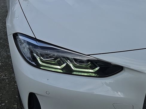 Used 2022 BMW 430i xDrive Convertible w/ Convenience Package image 10