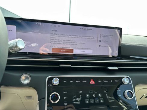 New 2026 Genesis GV80 2.5T image 17