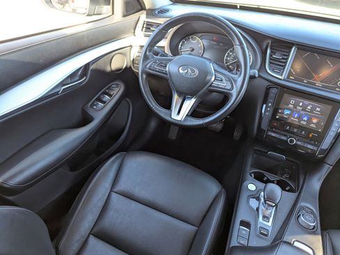 Used 2019 INFINITI QX50 Luxe w/ Navigation Package image 17