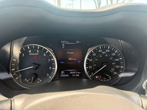 Used 2020 INFINITI Q50 Luxe w/ Cargo Package RWD image 5
