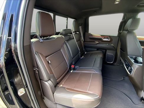 Used 2023 GMC Sierra 1500 Denali w/ Denali Reserve Package AWD/4WD image 20