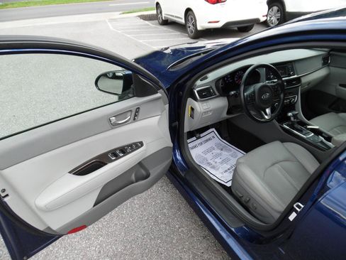 Used 2016 Kia Optima EX FWD image 10