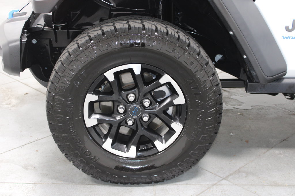 Used 2024 Jeep Wrangler Unlimited Rubicon 4xe AWD/4WD image 63