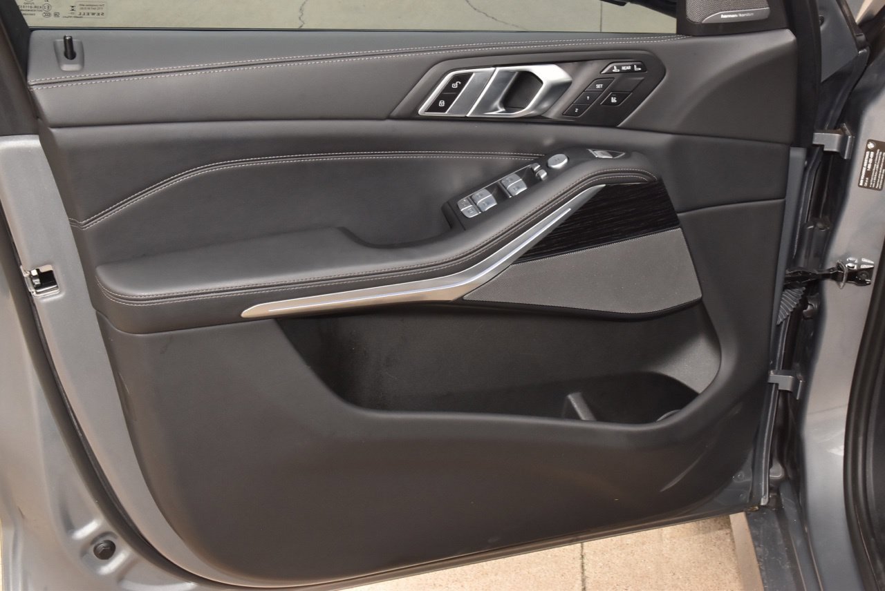 Used 2024 BMW X7 xDrive40i w/ M Sport Package AWD/4WD image 35