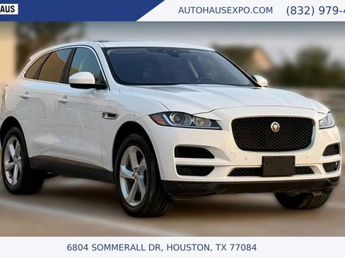Used 2019 Jaguar F-PACE image 1